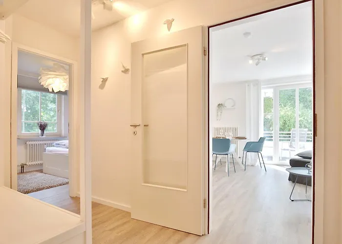 Bergstrasse 62 Bergstrasse 62 5 Tide Am Park * Timmendorfer Strand